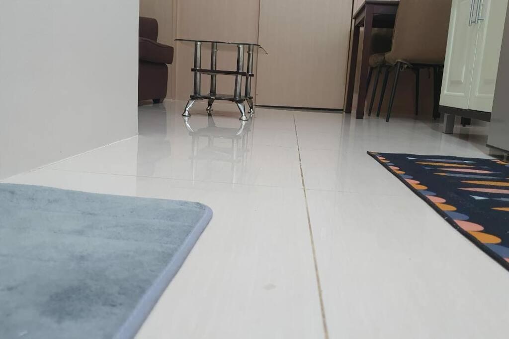 Cherolds Place Lovely 1 Bedroom Condo With Balcony Manila Exterior photo